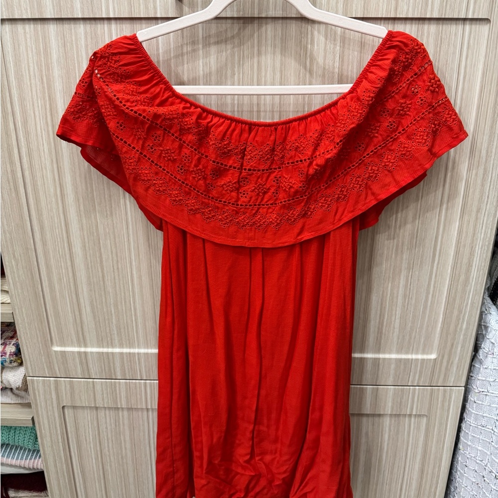 Red Off-Shoulder Dress - Picture 2 of 2